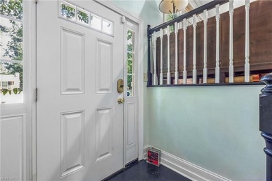 Spacious and versatile, this 6-bedroom, 4-bath split-level home - photo 6