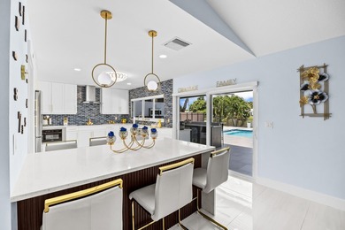 Welcome to this single-story residence in the desirable Lake - photo 17