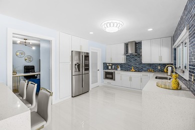Welcome to this single-story residence in the desirable Lake - photo 18