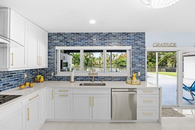 Welcome to this single-story residence in the desirable Lake - photo 19