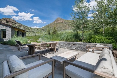 Introducing an extraordinary, newly-completed private estate - photo 19