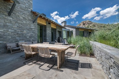 Introducing an extraordinary, newly-completed private estate - photo 20