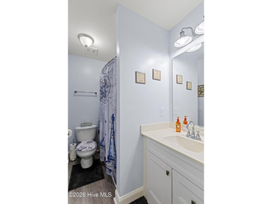 Tucked into a spacious cul-de-sac lot, 231 Admiral Ct brings - photo 22