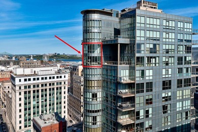 OCCASION RARE. Ce penthouse de 4 chambres, entierement renove - photo 3