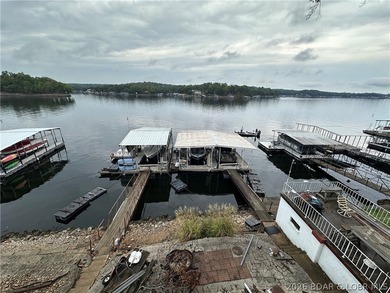 Now includes 10x35 Concrete dock and seller will consider ALL - photo 25