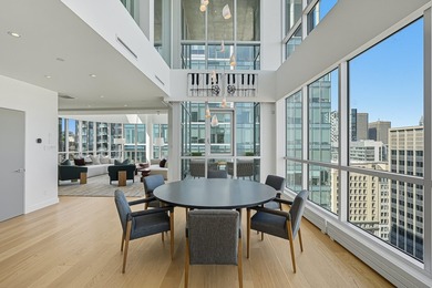 OCCASION RARE. Ce penthouse de 4 chambres, entierement renove - photo 7