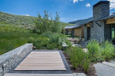 Introducing an extraordinary, newly-completed private estate - photo 34