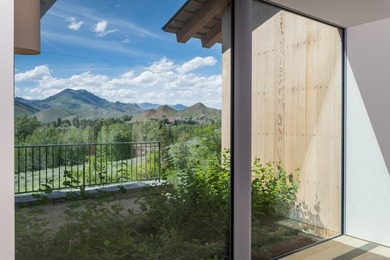 Introducing an extraordinary, newly-completed private estate - photo 37