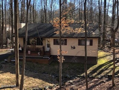 Lake Wallenpaupack Home For Sale in Lake Ariel Pennsylvania