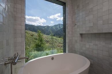 Introducing an extraordinary, newly-completed private estate - photo 42