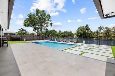 Welcome to this single-story residence in the desirable Lake - photo 45