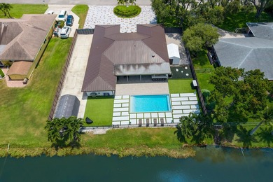 Welcome to this single-story residence in the desirable Lake - photo 47