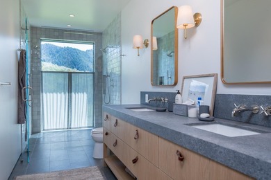 Introducing an extraordinary, newly-completed private estate - photo 50