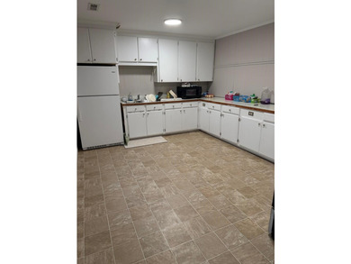 Exceptional Mixed-Use Property with Endless Potential! This - photo 3