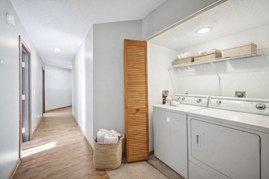Beautiful and spacious one-level patio home located on a nearly - photo 13