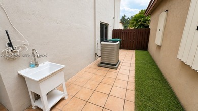 BEAUTIFUL 2 STORY HOME IN THE LAKE WITH NICE PATIO! IN THE - photo 19