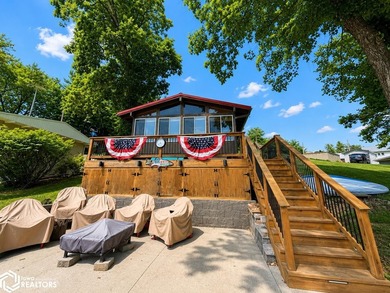 Escape to the lake and start making memories in this charming - photo 2