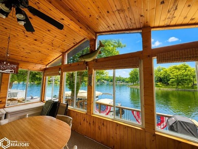 Escape to the lake and start making memories in this charming - photo 8