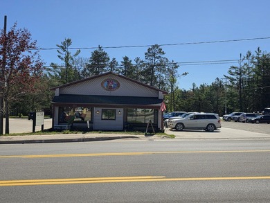 Offered for sale: ''Ellie's 12 Tables,'' an owner-operated diner - photo 8