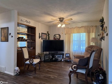 This well-maintained 2-bedroom home offers a functional layout - photo 10