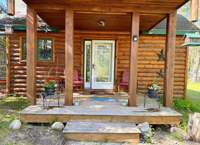 COMPETITIVELY PRICED TO SELL! This recently renovated, FULLY - photo 2