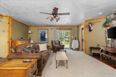 COMPETITIVELY PRICED TO SELL! This recently renovated, FULLY - photo 10