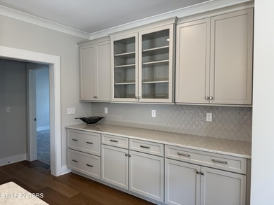 The living is easy in this lovely residence in a gated community - photo 8