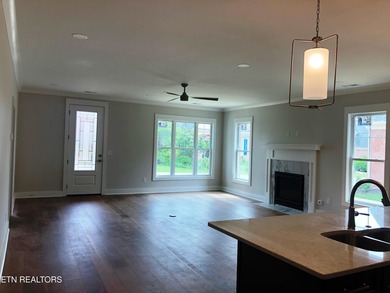 The living is easy in this lovely residence in a gated community - photo 10
