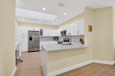 Welcome to one of the most desirable lakefront villas in Whisper - photo 4