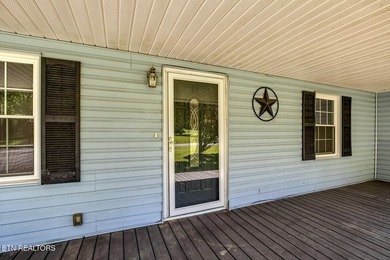This one comes with the washer, dryer, dishwasher, refrigerator - photo 7