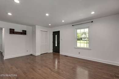 This one comes with the washer, dryer, dishwasher, refrigerator - photo 10