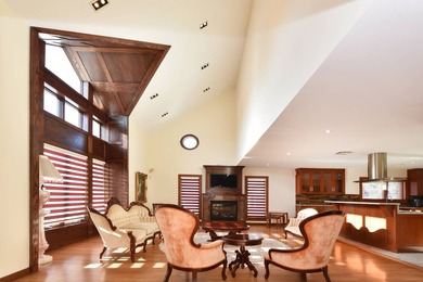 Welcome to this newer custom built residence in the exclusive - photo 4