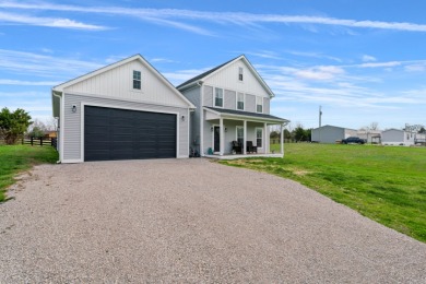 Cozy, Adorable Home with Water Views and Spacious Garage - Lake Home For Sale in Clarkson, Kentucky