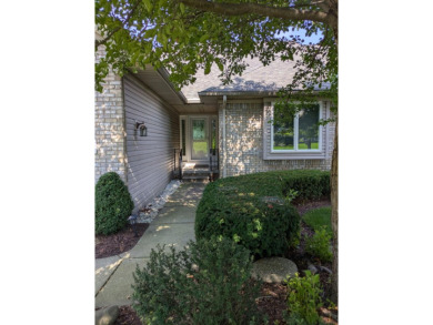 Lake Condo For Sale in Rochester, Michigan