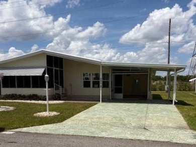 Silver Lake - Highlands County Home For Sale in Avon Park Florida