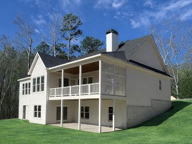Welcome to this custom-built Modern Farmhouse, perfectly - photo 10