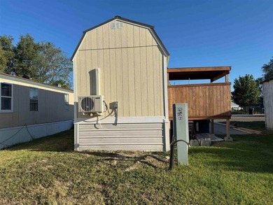 Wonderful investment property. Tenant has signed a one year - photo 15