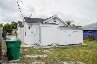WELCOME TO A GREAT SINGLE FAMILY HOME WITH 2 BEDROOMS AND 1 BATH - photo 16