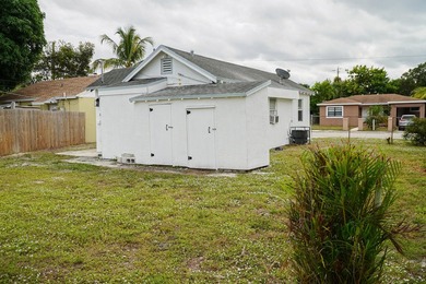 WELCOME TO A GREAT SINGLE FAMILY HOME WITH 2 BEDROOMS AND 1 BATH - photo 17