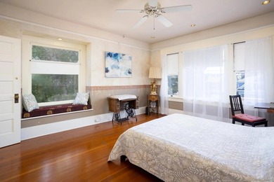 Exquisite 1912 Historic Craftsman estate in the heart of Bankers - photo 19