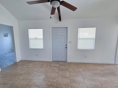 WELCOME TO A GREAT SINGLE FAMILY HOME WITH 2 BEDROOMS AND 1 BATH - photo 23