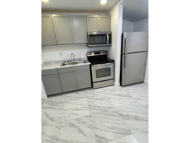 WELCOME TO A GREAT SINGLE FAMILY HOME WITH 2 BEDROOMS AND 1 BATH - photo 36