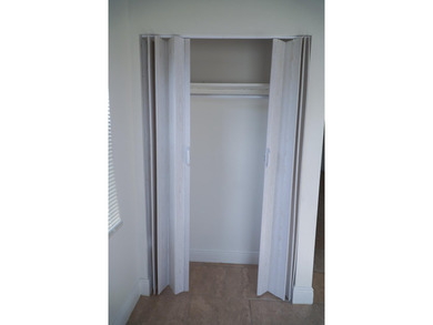 WELCOME TO A GREAT SINGLE FAMILY HOME WITH 2 BEDROOMS AND 1 BATH - photo 39