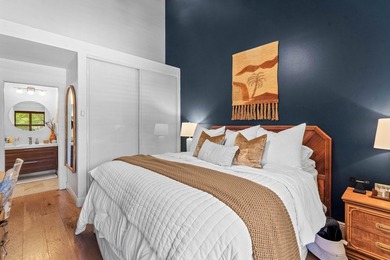 Welcome to the finest updated townhome in Wellesley at Lake - photo 8