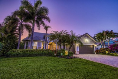 Outstanding New Price! This unique and highly sought-after - photo 1