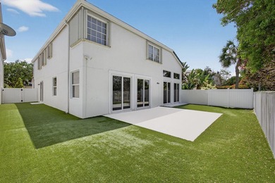 A rare offering of scale, sophistication, and commanding golf - photo 5