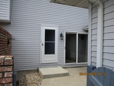 FISH BOAT GOLF AND VACATION AT HOME IN THIS 2 STORY TOWNHOUSE IN - photo 3