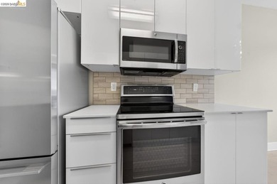 What an opportunity!! Come and see this one bedroom condo in - photo 13