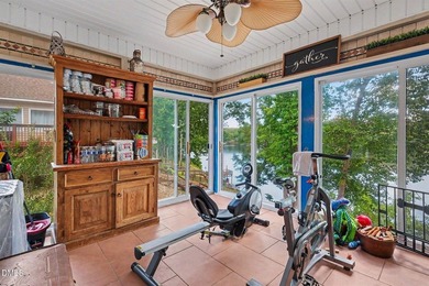 Welcome to your private waterfront retreat in the gated - photo 13