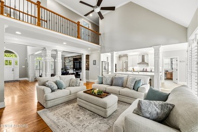 Welcome to an extraordinary waterfront community residence where - photo 14